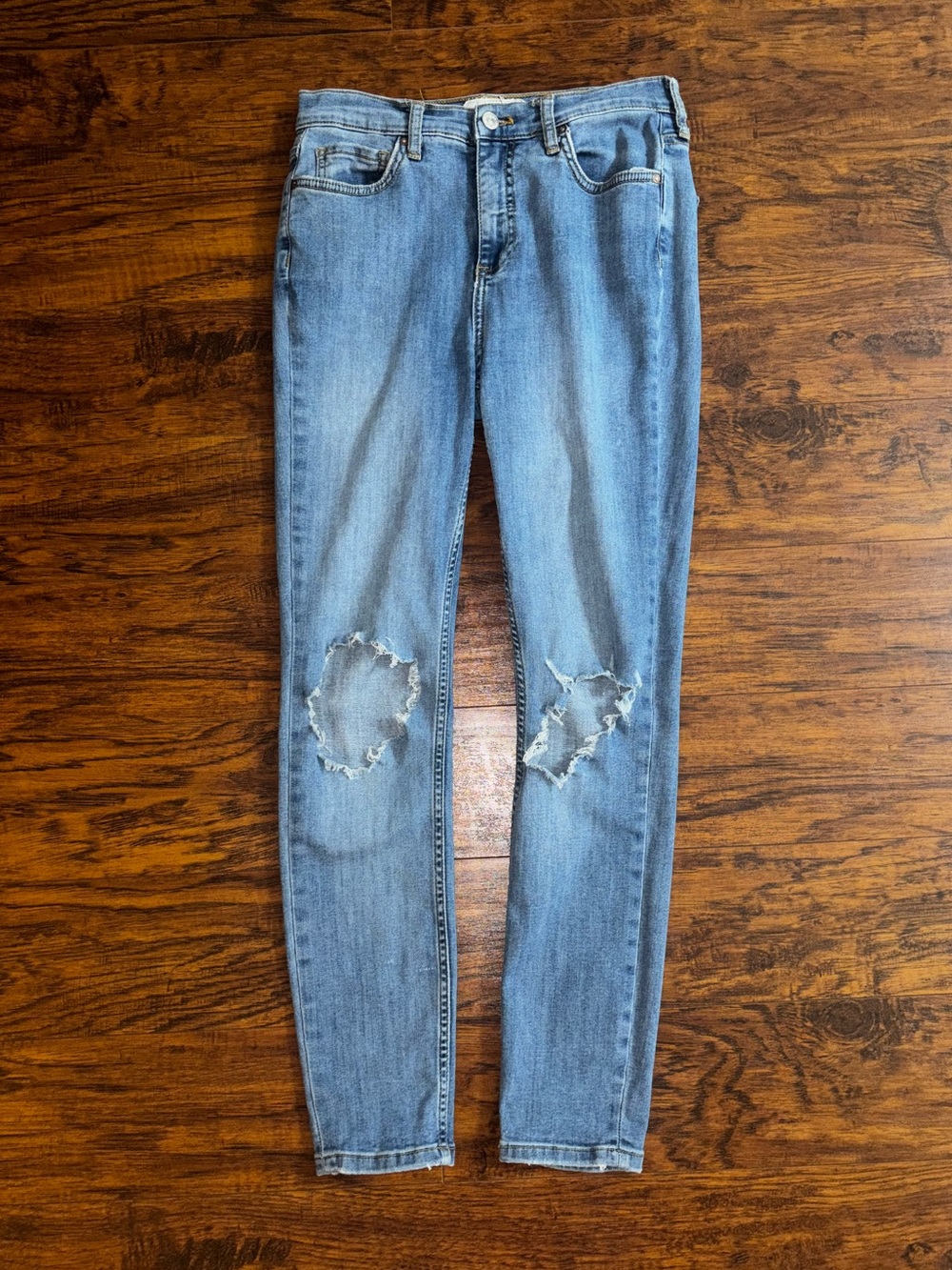 Free People Distressed Skinny Jeans Light Wash Ripped Knee Denim Blue Jeans